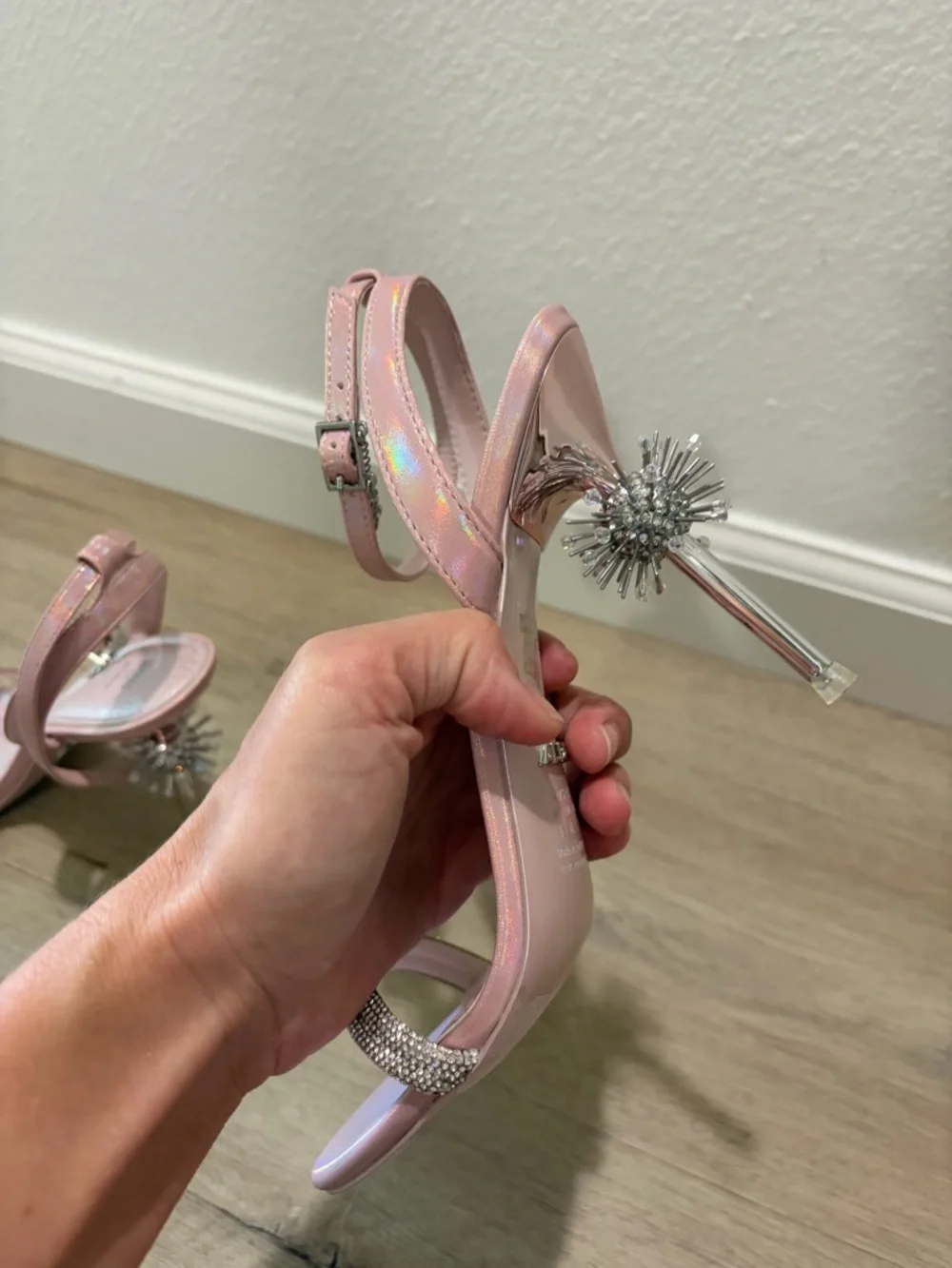 💗 NWOT Wicked x ALDO Glinda pink magic sparkle heels - Picture 9 of 12